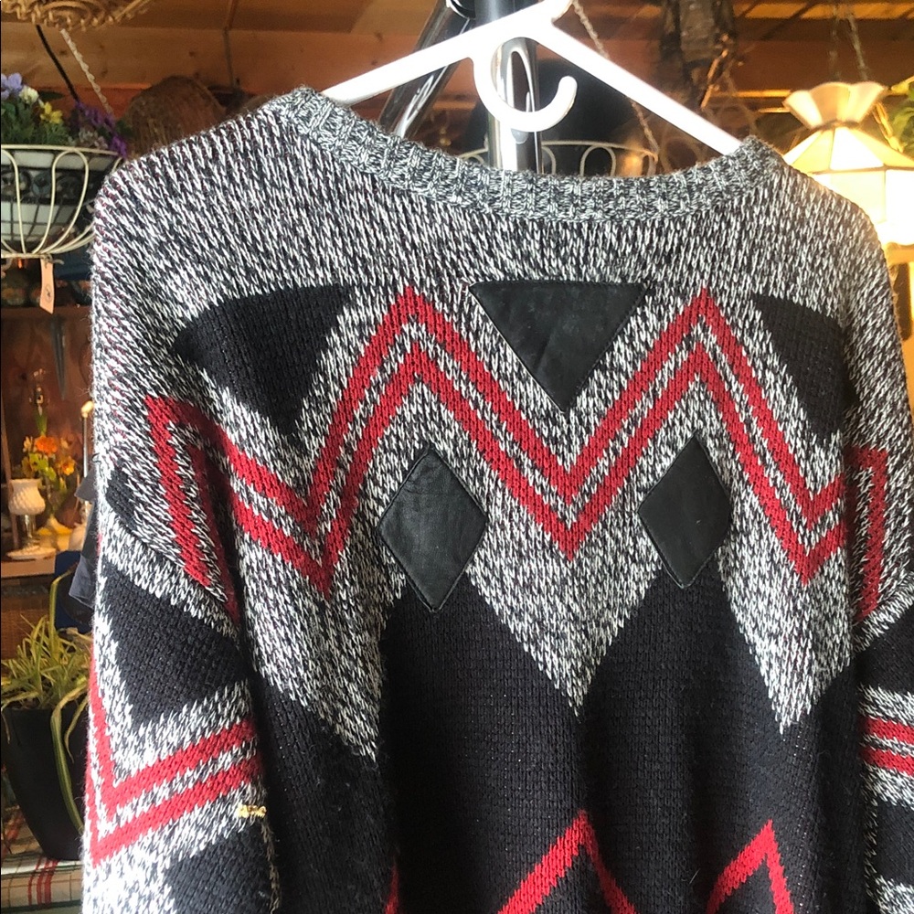 Black & Gray Patterned Women's Sweater with Red Accents